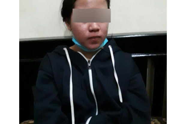 Jual Paket Ganja, Gadis 19 Tahun Ditangkap Polisi
