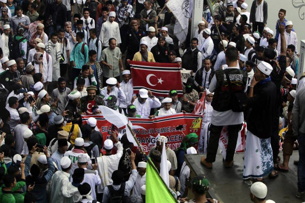Polisi Sita Bendera GAM Saat Demo Bela Islam