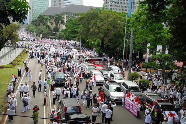Demo Bela Islam, PKL Ikut Ketiban Rezeki