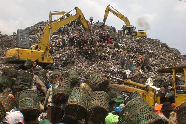Lagi, Pemulung di TPST Bantar Gebang Milik Pemprov DKI Tewas Tertimbun Sampah