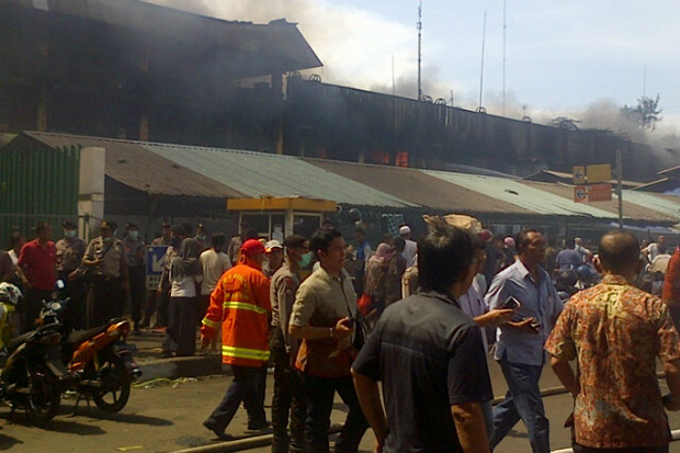 Pedagang Duga Kebakaran di Pasar Senen Disabotase