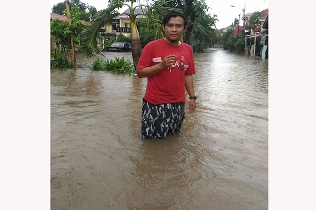 Jakarta Terendam Banjir, Ahok Hanya Bisa Menunggu Hujan Berhenti