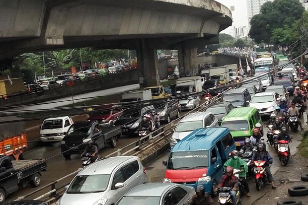 Kerusakan Jalan Memperparah Kemacetan di Kota Bogor