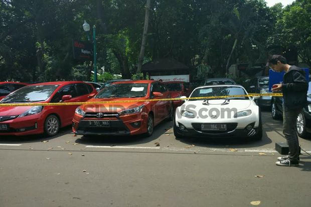 Polisi Sita Koleksi Mobil & Motor Mewah Bos Pandawa Group