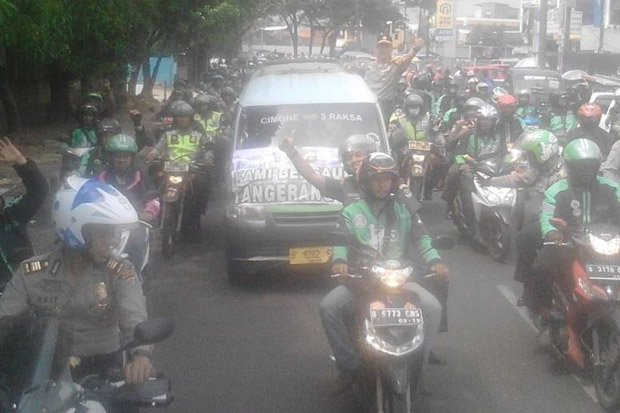 Berdamai, Angkot dan Ojek Online Konvoi Bareng Keliling Tangerang