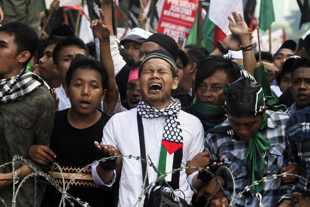 Ratusan Warga Jawa Barat ke Jakarta Ikut Aksi 313