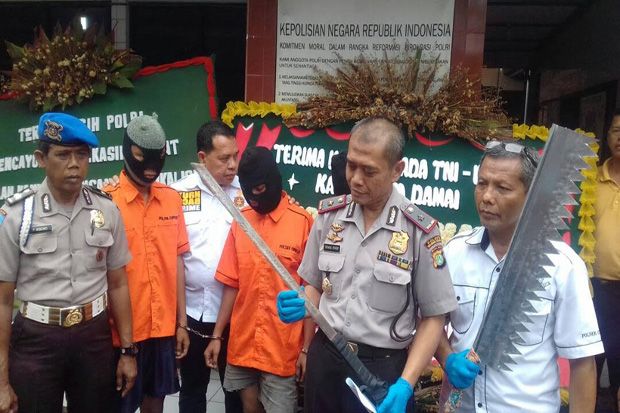 Aniaya Warga, 3 Anggota Geng Melon Salak Menangis Dibekuk Polisi
