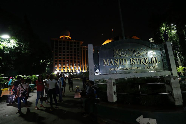 Curi Handphone di Masjid Istiqlal, AP Diamankan Jamaah