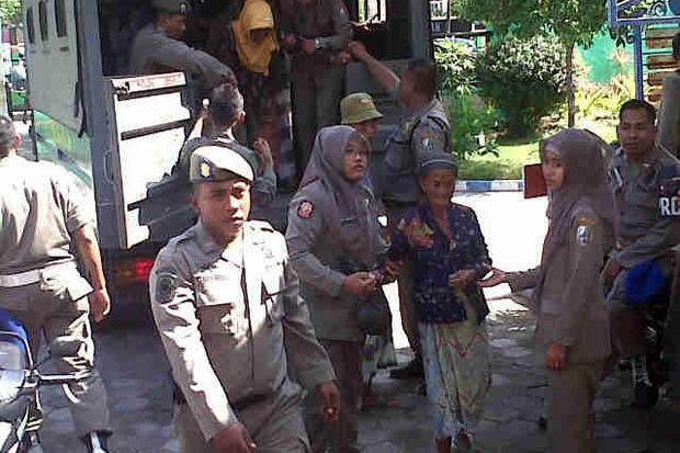 Meski Razia Bocor, Puluhan PMKS Diciduk Sudinsos Jakarta Barat