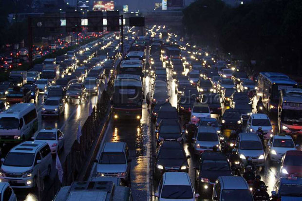 434.000 Kendaraan Sudah Melintas di Ruas Tol Jakarta-Cikampek