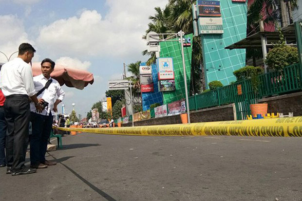 Ransel Diduga Berisi Bom Ditemukan di Depan ITC Depok