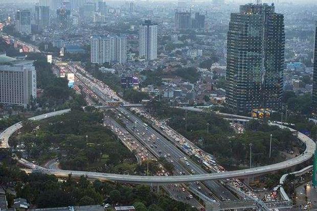Urai Kemacetan, Simpang Semanggi Berlaku Buka Tutup