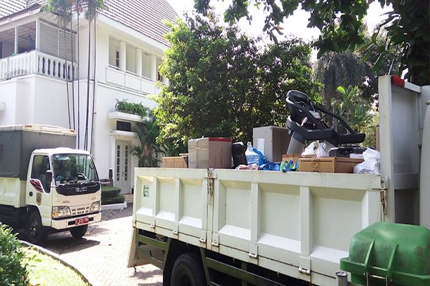 Barang Pribadi Djarot di Rumah Dinas Gubernur Dipindahkan ke Cibubur