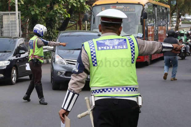 Polisi Tilang 273 Pengendara Gunakan Rotator dan Sirine