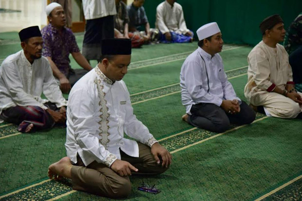 Gubernur DKI Mengingatkan Warga untuk Selalu Memakmurkan Masjid