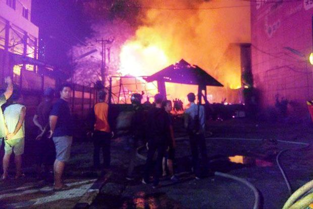 Tabung Gas Meledak, Restoran di Margonda Ludes Terbakar