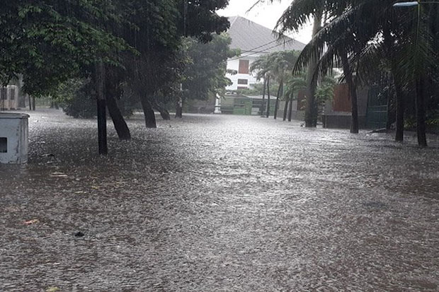 TKP Kecelakaan Setya Novanto Banjir, Barang Bukti Hanyut