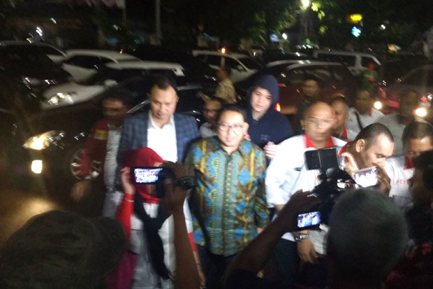 Lihat Kondisi Ahmad Dhani, Fadli Zon Datangi Polrestro Jakarta Selatan