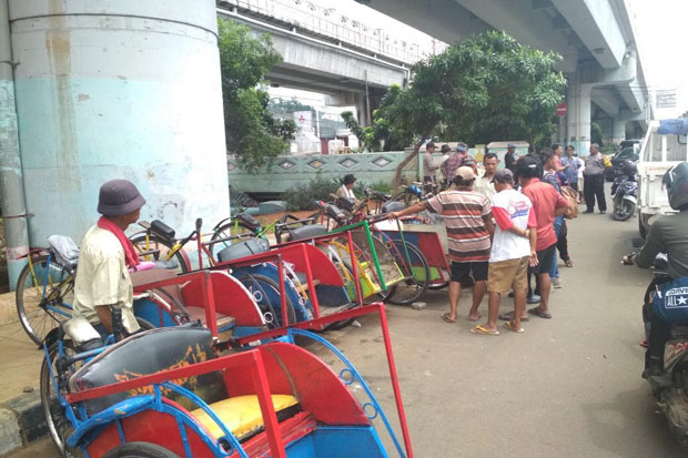 Pemprov DKI Pastikan Pulangkan Becak yang Migrasi ke Jakarta
