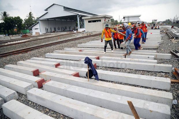 Polisi Cek Ambruknya Crane Proyek Double Double Track di Jatinegara