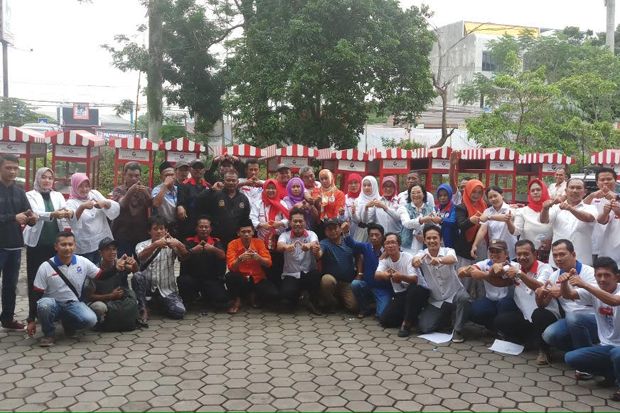 Partai Perindo Kembali Bagikan 23 Gerobak untuk Pelaku UMKM Bogor