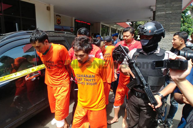 Kronologi Penangkapan Komplotan Pembunuh Driver Taksi Online di Bogor