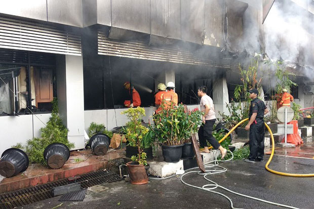 Gedung Sumber Daya Manusia Polda Metro Jaya Terbakar