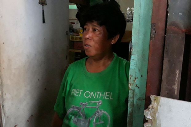 Wawancara Ibu Korban Sembako Monas, Wartawan iNews Diusir Orang