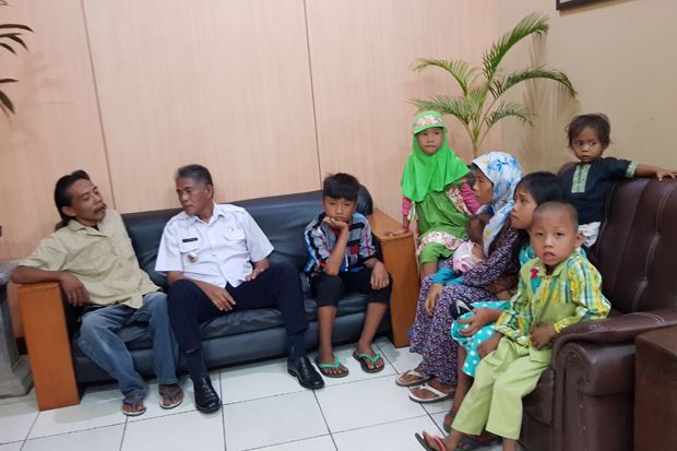 Keluarga Miskin di Tangerang Ini Terpaksa Minum Air Comberan