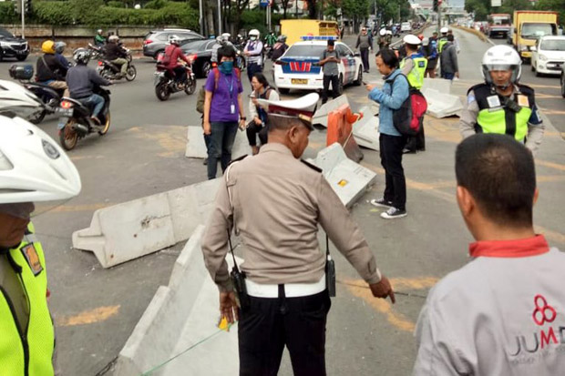 Pemprov DKI Resmi Hentikan Uji Coba Penutupan Simpang Mampang