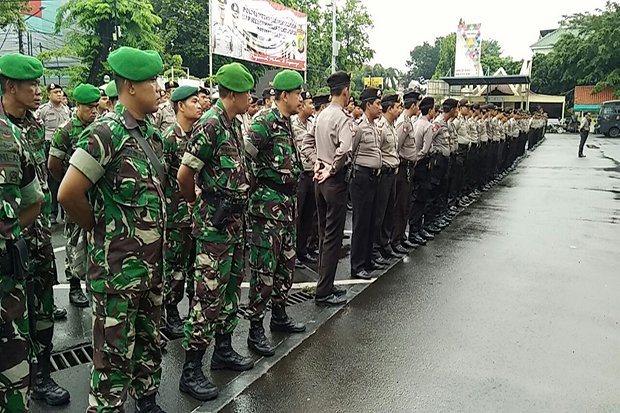 Jaga Keamanan Jakarta, Polisi dan TNI Gelar Patroli Bersama