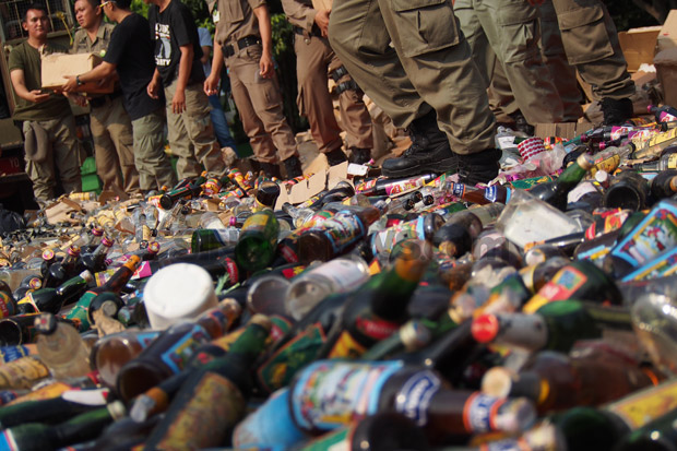 Gerebek Gudang di Pasar Kemis, Polisi Temukan 6.516 Botol Miras