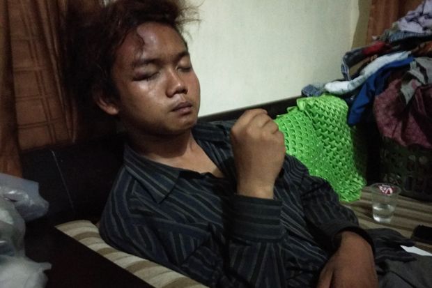 Mabuk, Sopir Angkot Diamuk Massa Usai Tabrak Warga di Pamulang