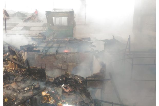 Hanguskan 30 Rumah, Kerugian Kebakaran di Menteng Capai Rp1 Miliar