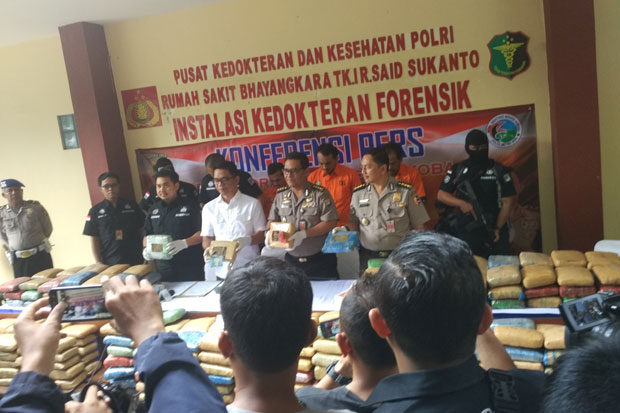 Polisi Bongkar Rumah Jadi Gudang Narkoba di Tangerang Selatan