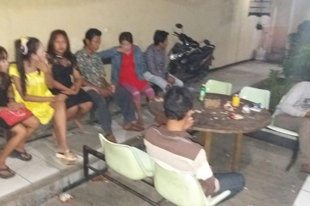 Marak, Bisnis Esek-esek Berkedok Warung Kopi di Tangerang