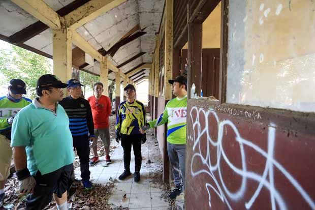 Pembangunan Gedung Asal Jadi, Arief Semprot Kabid Pembangunan Dinas Perkim