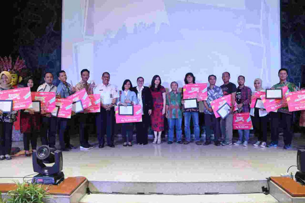 Pemprov DKI dan Okezone Anugerahi Pemenang Foto Warna-Warni Jakarta