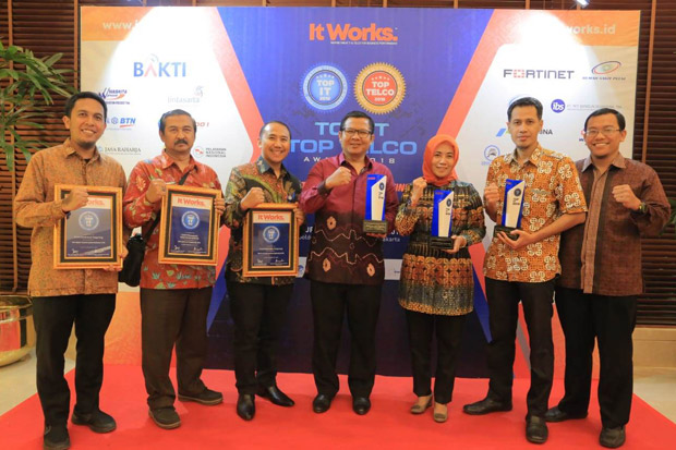 Pemkot Tangerang Raih 4 Penghargaan TOP IT & TELCO 2018