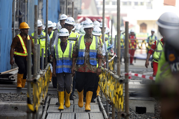 Groundbreaking Molor, Pemerintah Pusat Bisa Selesaikan Hambatan MRT