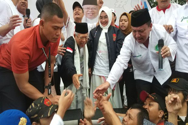 Jalan Sehat Bersama Kiyai Ma’ruf Dihadiri Ribuan Relawan di Tangsel