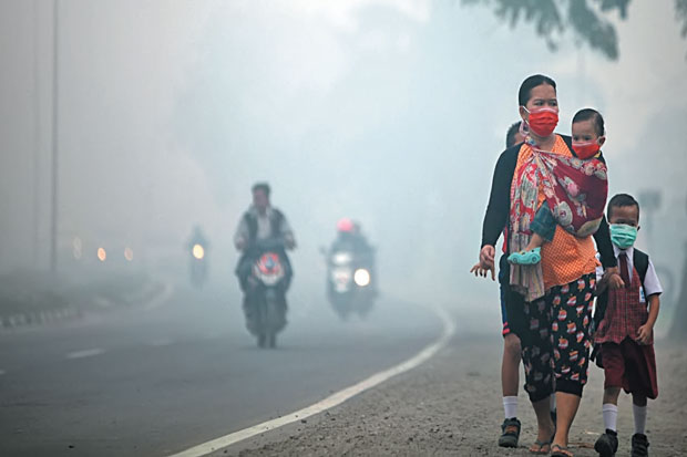 Ribuan Warga Kota Bekasi Terserang ISPA dan Diare
