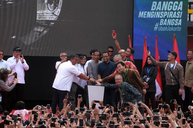 Gerindra: Anies Beri Panggung untuk Jokowi Resmikan MRT Jakarta