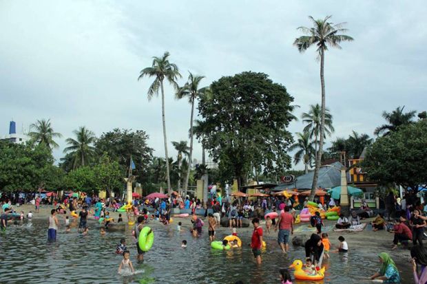 42 Ribu Pengunjung Padati Taman Imipian Jaya Ancol