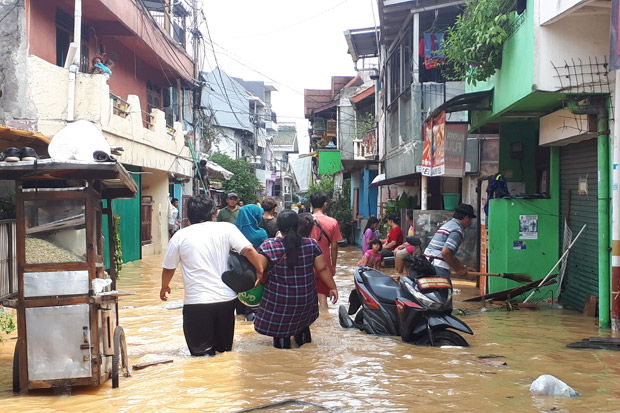 Terdampak Banjir Kiriman, 446 Warga Bidara Cina Mengungsi