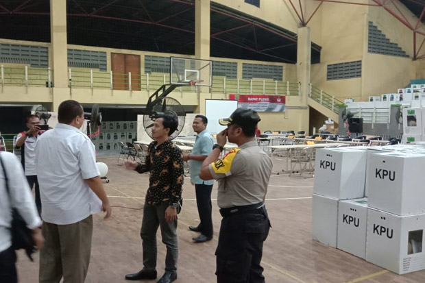 Saksi PDIP Protes Penggelembungan Suara DPR di Kabupaten Bekasi