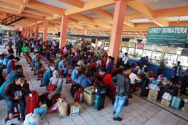 Terminal di Jakarta Siap Mengangkut Lonjakan Pemudik via Jalur Darat