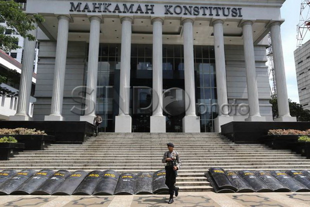 Beri Dukungan Moril, Ormas Bukber Bersama Anggota Polri-TNI di MK