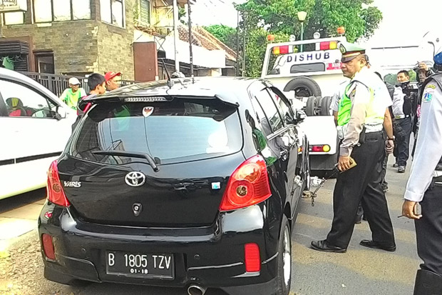 DPRD Depok Setujui Raperda Soal Kewajiban Garasi Bagi Pemilik Mobil