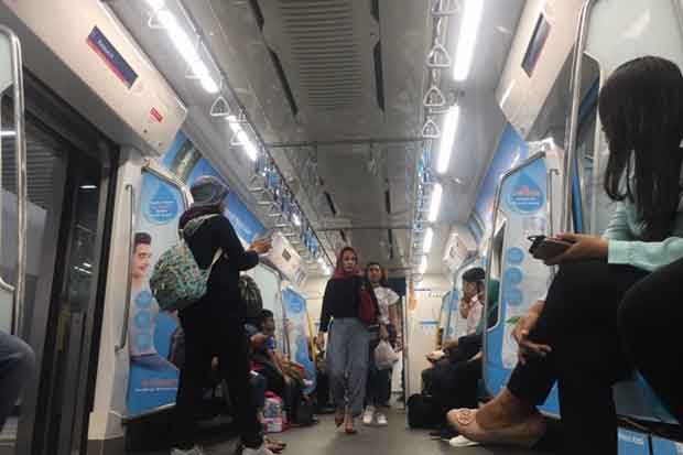 Mengubah Kehidupan, MRT Dianggap Mendekatkan Keluarga